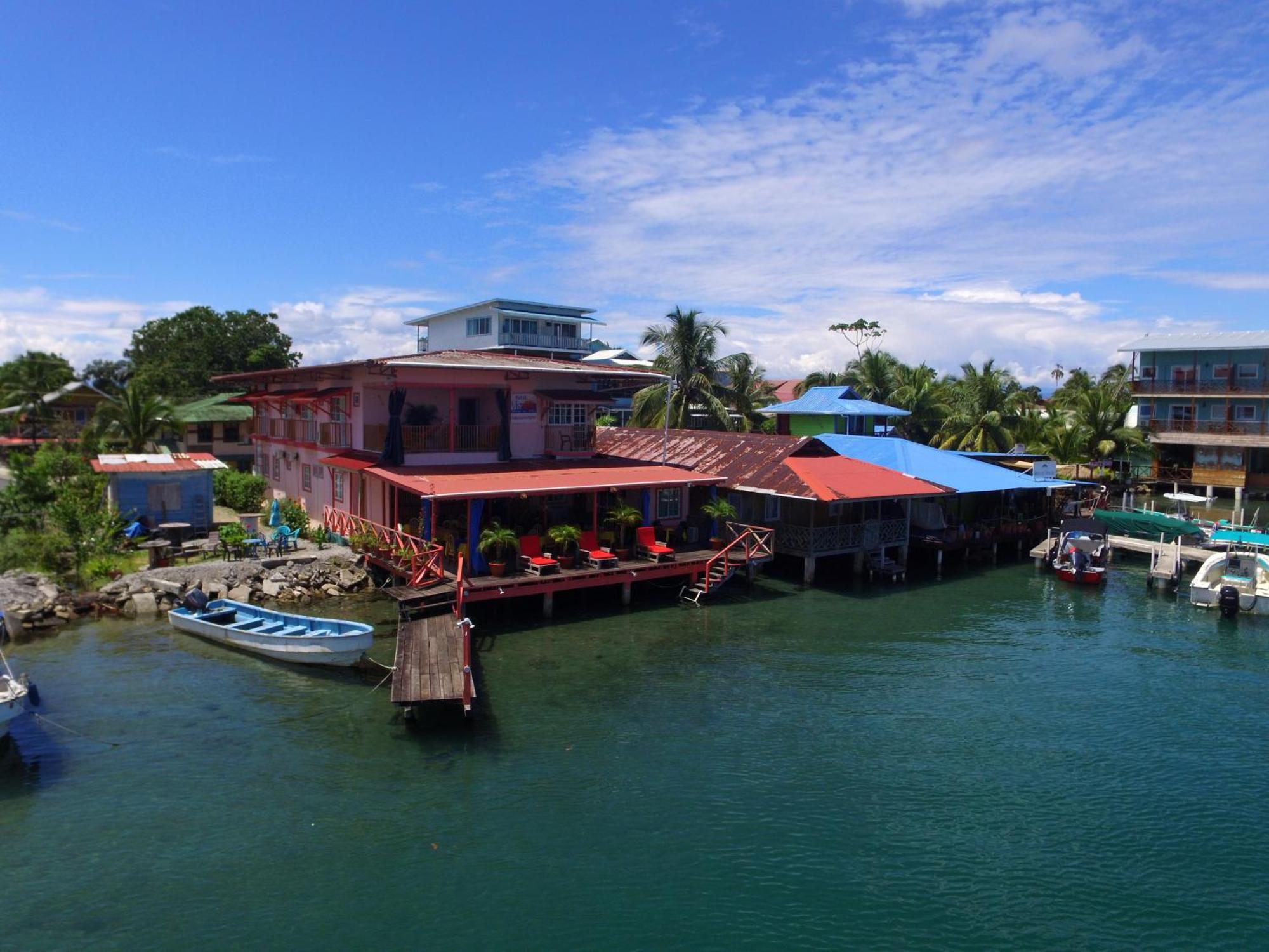 Vista Mar Hotel Bocas del Toro Exterior photo