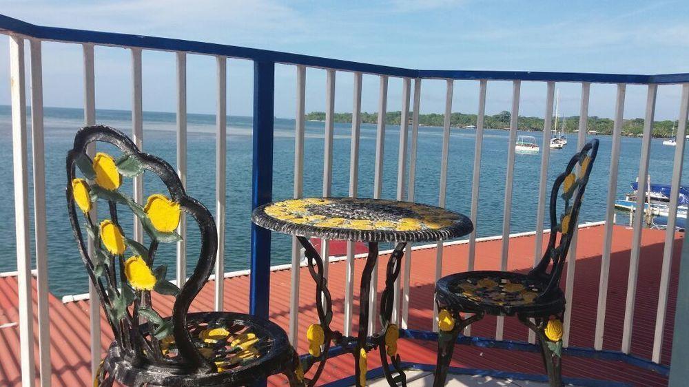 Vista Mar Hotel Bocas del Toro Exterior photo