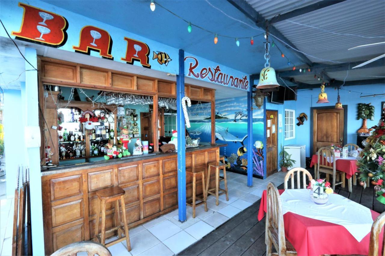 Vista Mar Hotel Bocas del Toro Exterior photo