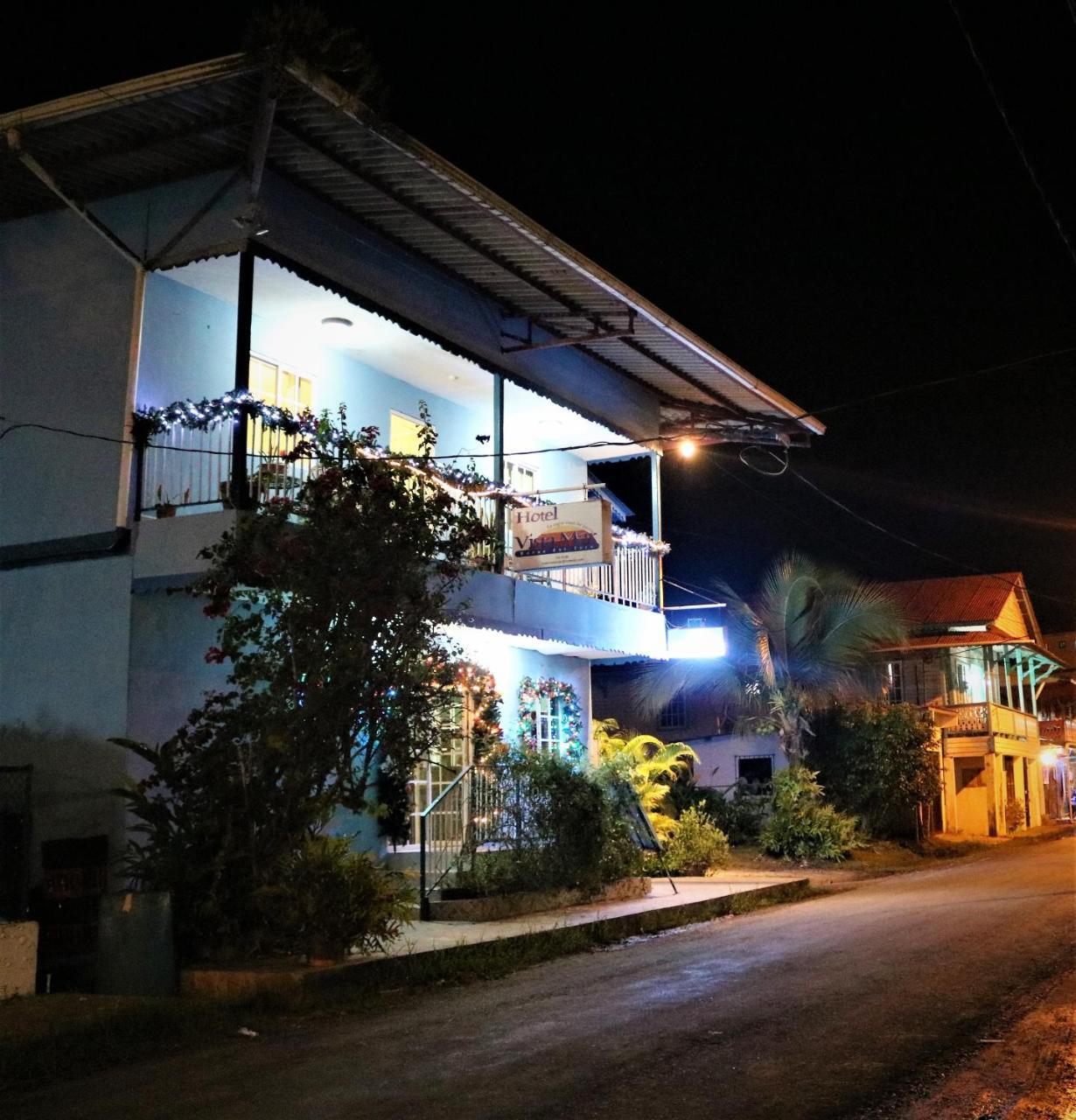 Vista Mar Hotel Bocas del Toro Exterior photo